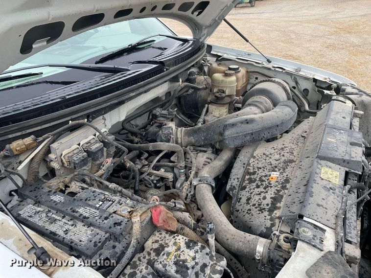 image for item JE9392 2007 Ford F150 XL  pickup truck