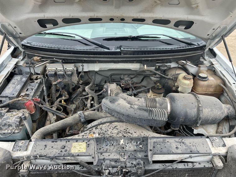 image for item JE9392 2007 Ford F150 XL  pickup truck