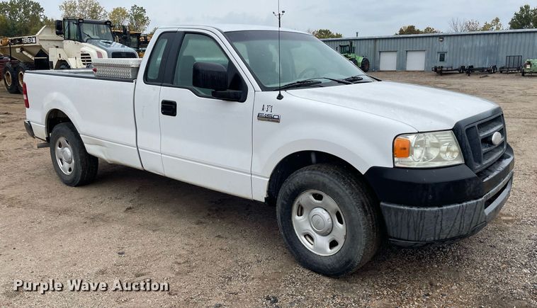 image for item JE9393 2007 Ford F150 XL  pickup truck