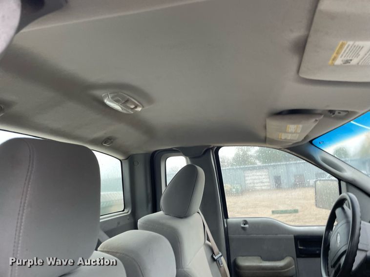 image for item JE9393 2007 Ford F150 XL  pickup truck