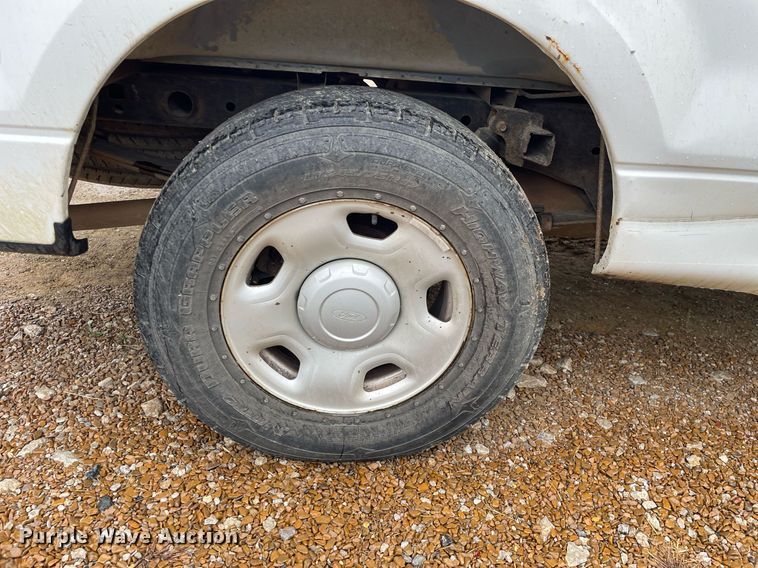 image for item JE9393 2007 Ford F150 XL  pickup truck