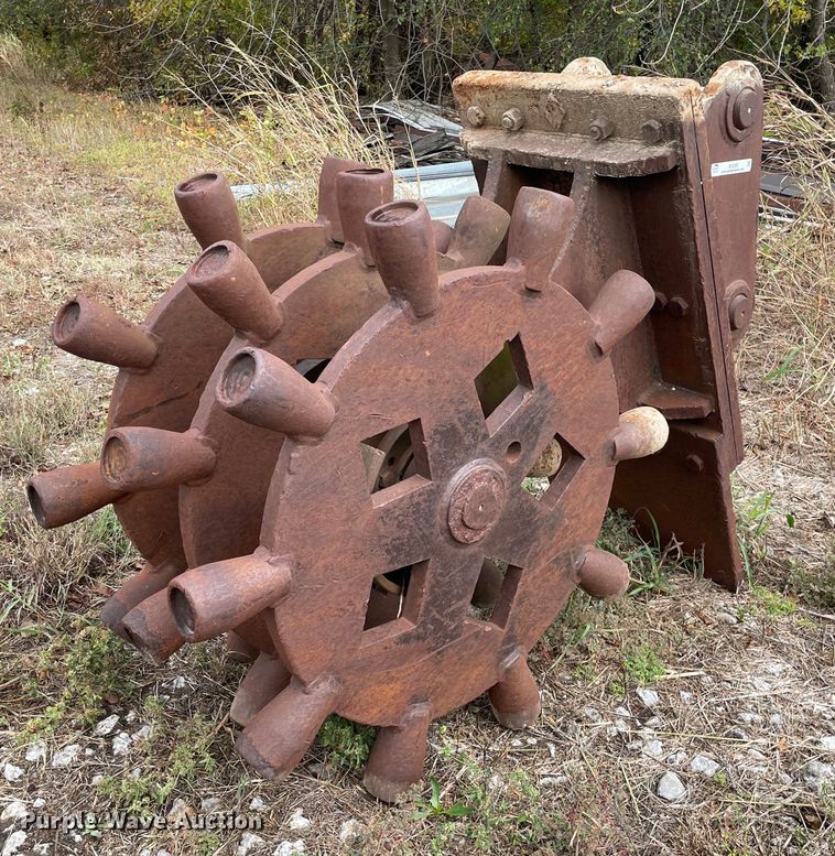 image for item JE9395 Compaction wheel