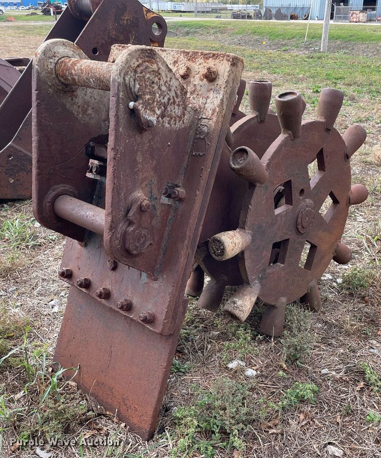 image for item JE9395 Compaction wheel