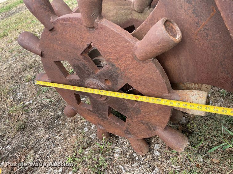image for item JE9395 Compaction wheel
