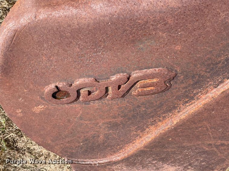 image for item JE9397 (2) excavator buckets