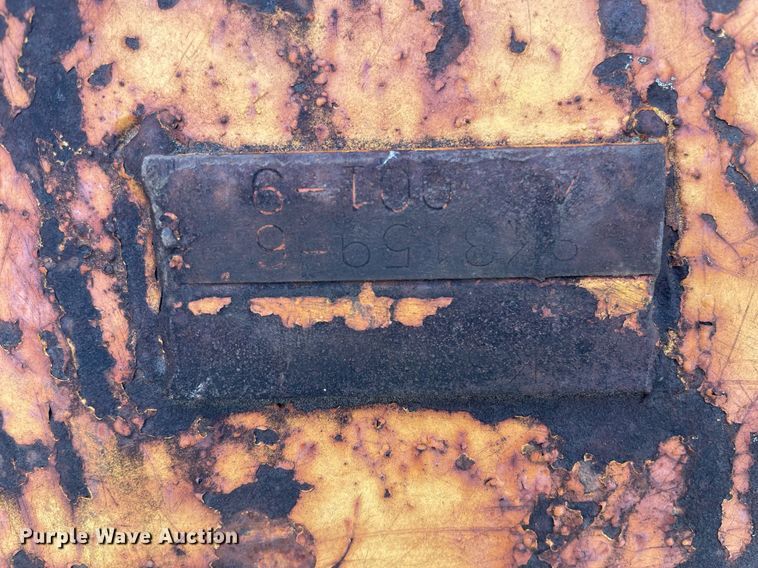 image for item JE9397 (2) excavator buckets