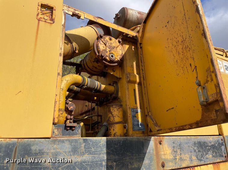 image for item JE9398 1978 Caterpillar 245  excavator