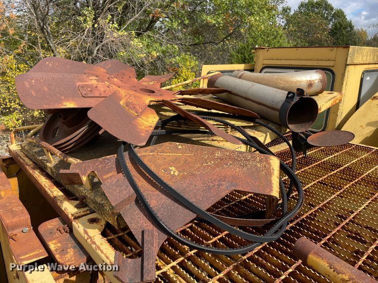 image for item JE9398 1978 Caterpillar 245  excavator