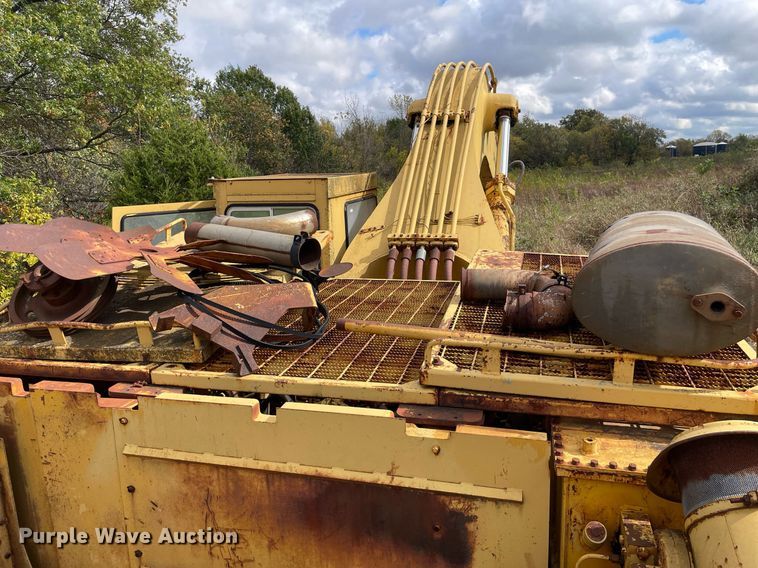 image for item JE9398 1978 Caterpillar 245  excavator