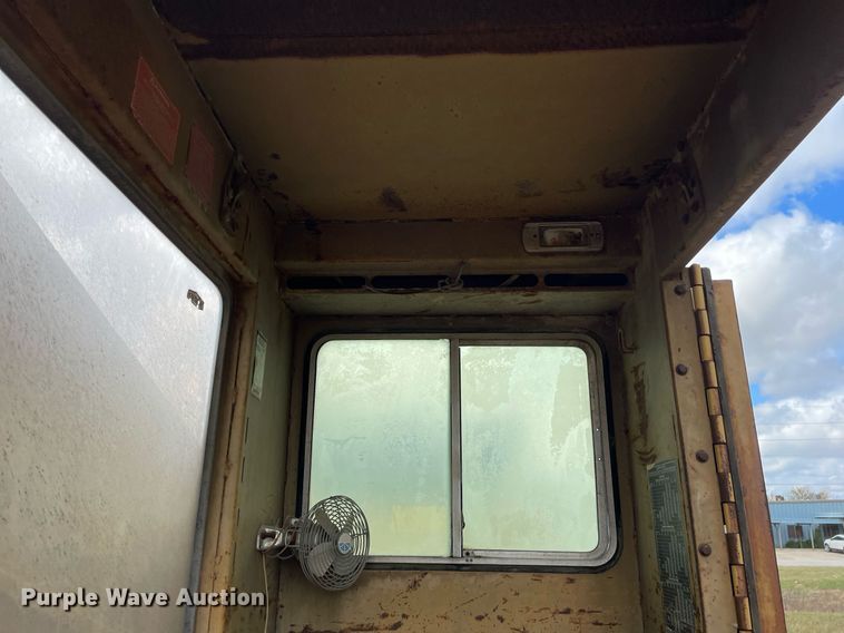 image for item JE9398 1978 Caterpillar 245  excavator