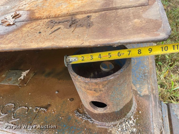 image for item JE9401 Trench box