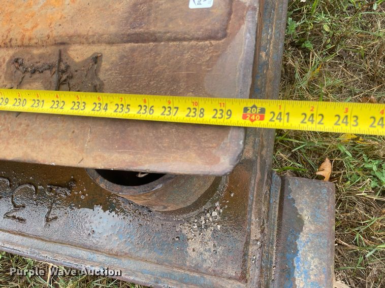 image for item JE9401 Trench box