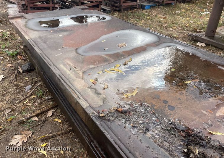 image for item JE9401 Trench box