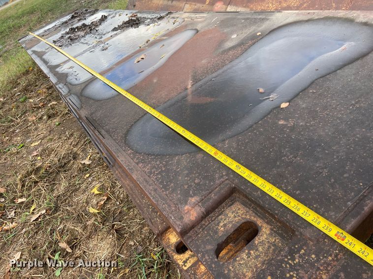 image for item JE9401 Trench box