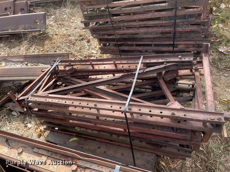 image for item JE9402 Bridge brackets