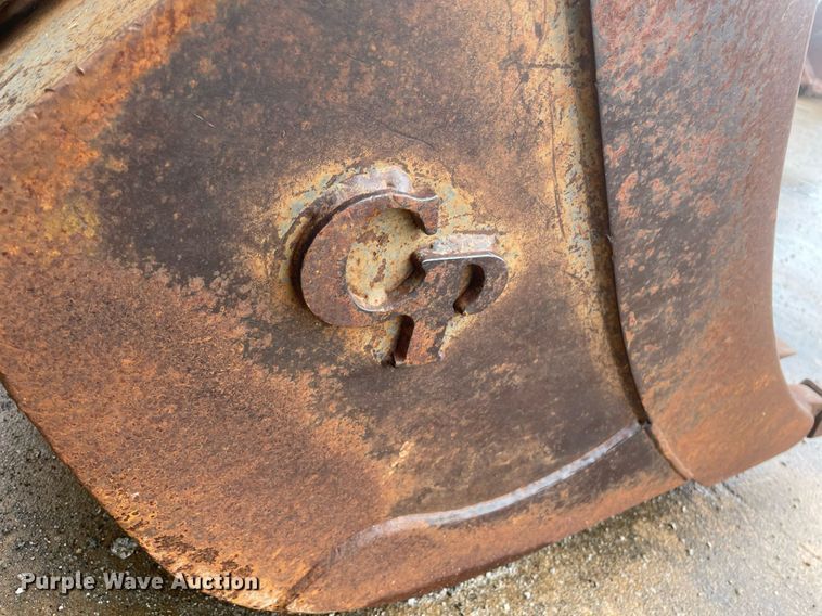 image for item JE9403 (5) backhoe buckets