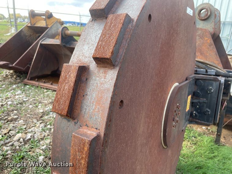 image for item JE9408 MBW P48  skid steer trench compactor