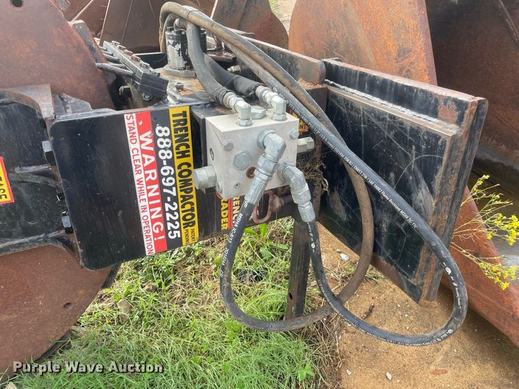 image for item JE9408 MBW P48  skid steer trench compactor