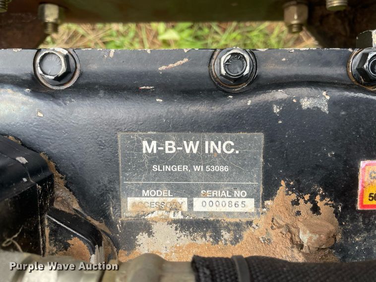 image for item JE9408 MBW P48  skid steer trench compactor
