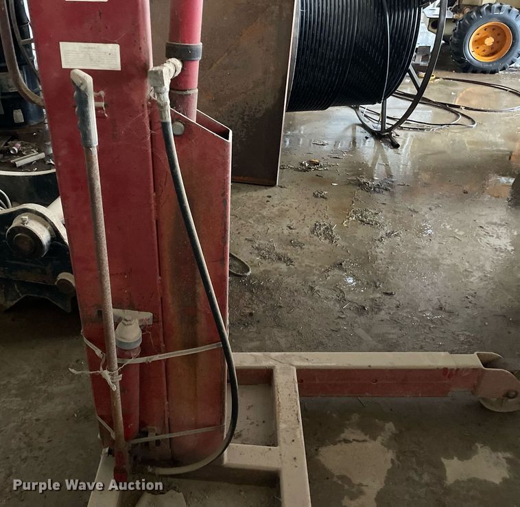 image for item JE9411 Blackhawk 67586  engine hoist