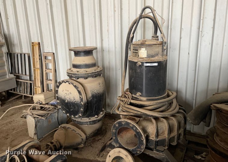 image for item JE9412 Flygt  water pump