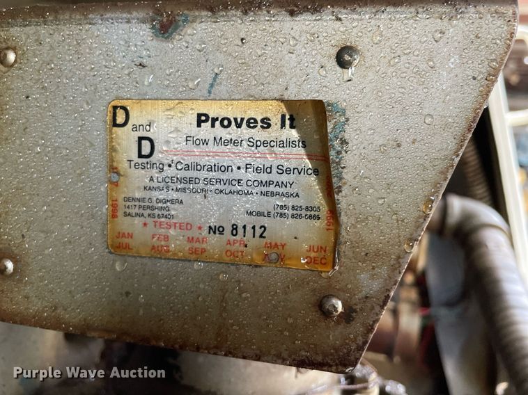 image for item JE9422 1987 Ford F7000  fuel truck