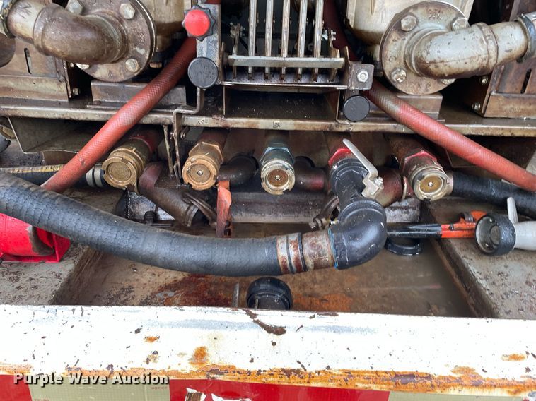 image for item JE9422 1987 Ford F7000  fuel truck