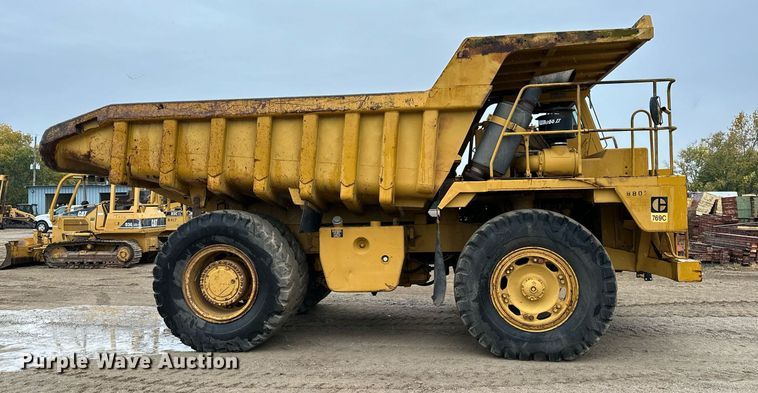 image for item JE9423 1980 Caterpillar 769C  haul truck