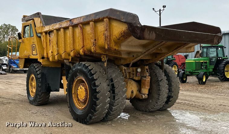 image for item JE9423 1980 Caterpillar 769C  haul truck