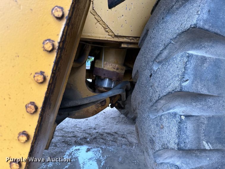 image for item JE9423 1980 Caterpillar 769C  haul truck