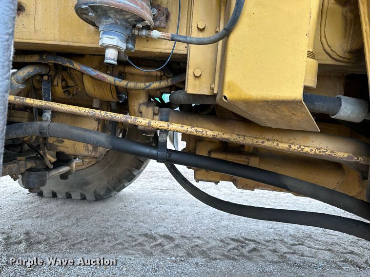 image for item JE9423 1980 Caterpillar 769C  haul truck