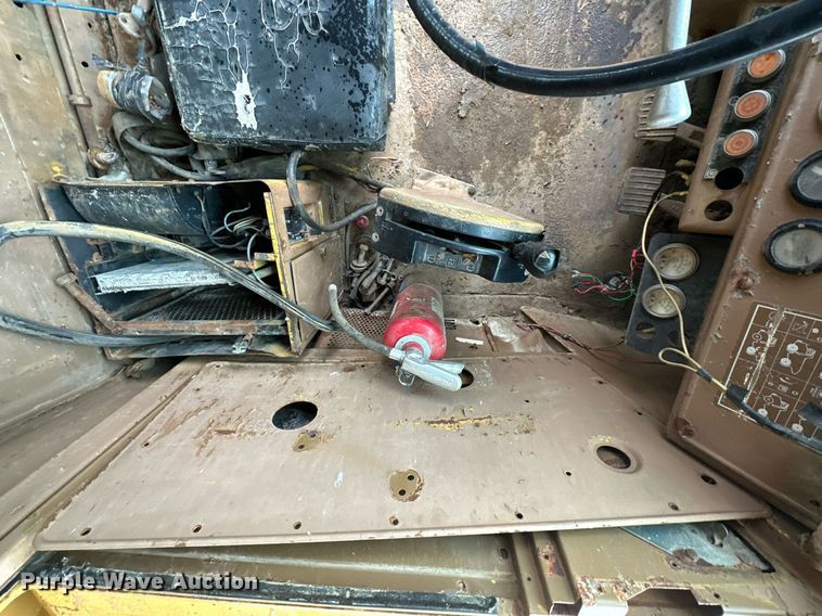 image for item JE9423 1980 Caterpillar 769C  haul truck