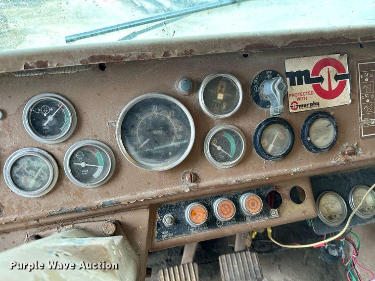 image for item JE9423 1980 Caterpillar 769C  haul truck