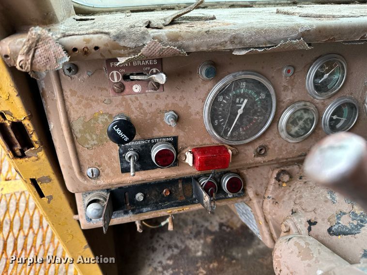 image for item JE9423 1980 Caterpillar 769C  haul truck