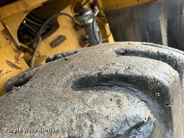 image for item JE9423 1980 Caterpillar 769C  haul truck