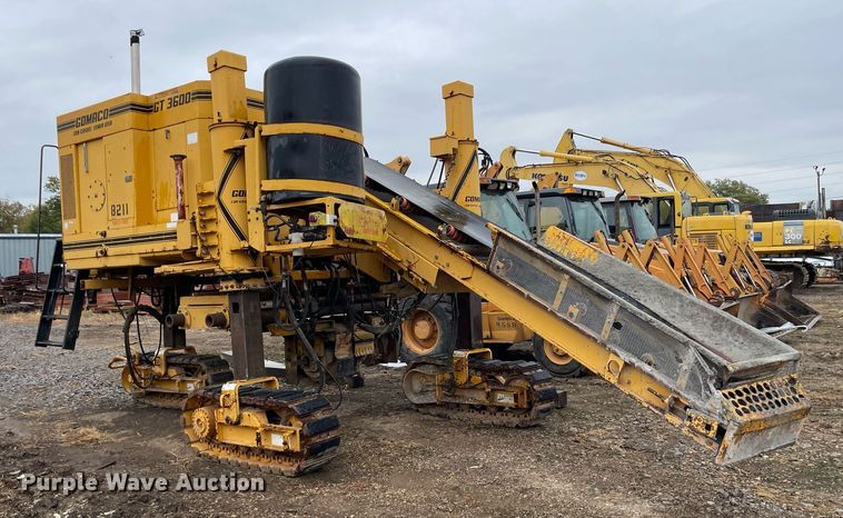 image for item JE9424 1996 Gomaco GT3600  slipform paver