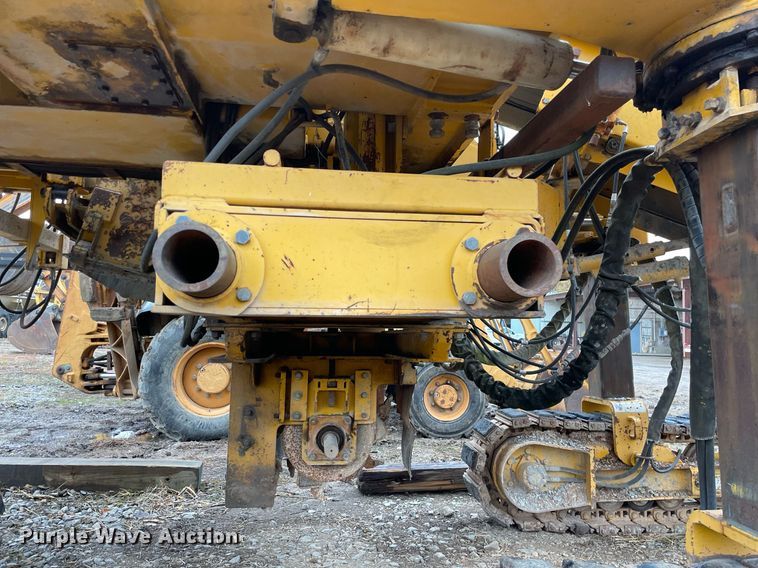 image for item JE9424 1996 Gomaco GT3600  slipform paver