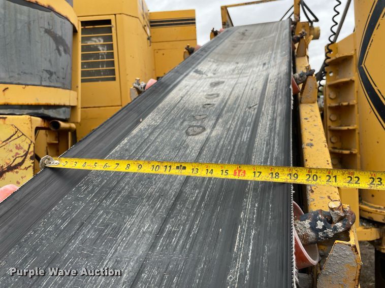 image for item JE9424 1996 Gomaco GT3600  slipform paver