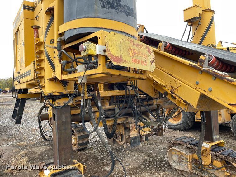 image for item JE9424 1996 Gomaco GT3600  slipform paver