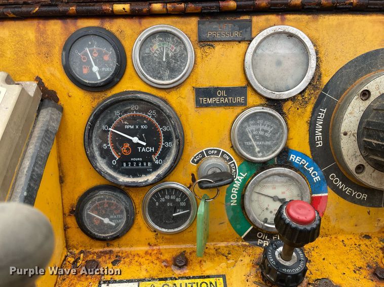 image for item JE9424 1996 Gomaco GT3600  slipform paver