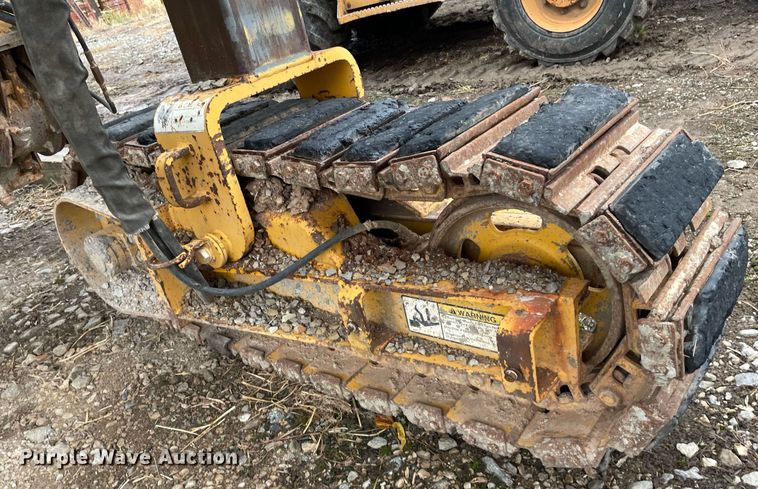 image for item JE9424 1996 Gomaco GT3600  slipform paver