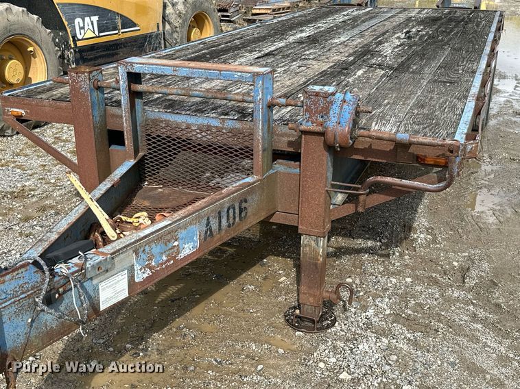 image for item JE9425 1992 Blair Trailers  equipment trailer