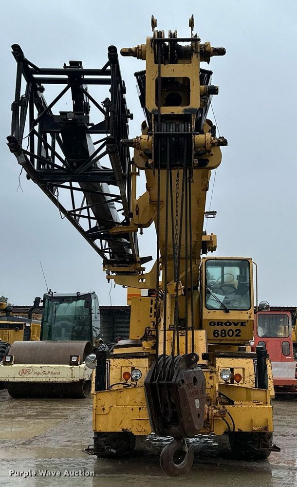 image for item JE9426 1990 Grove RT528C  crane