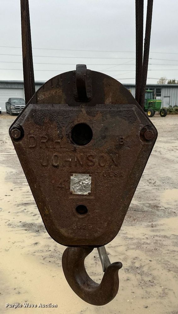 image for item JE9426 1990 Grove RT528C  crane