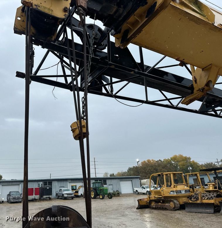 image for item JE9426 1990 Grove RT528C  crane
