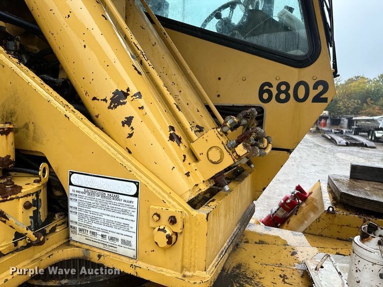 image for item JE9426 1990 Grove RT528C  crane