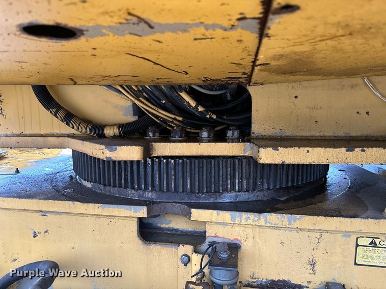 image for item JE9426 1990 Grove RT528C  crane