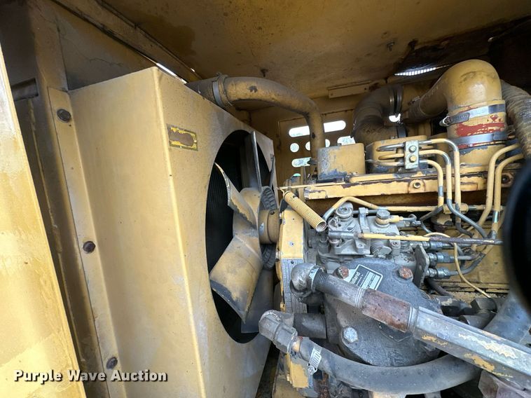 image for item JE9426 1990 Grove RT528C  crane