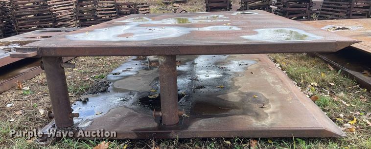 image for item JE9429 (2) trench boxes