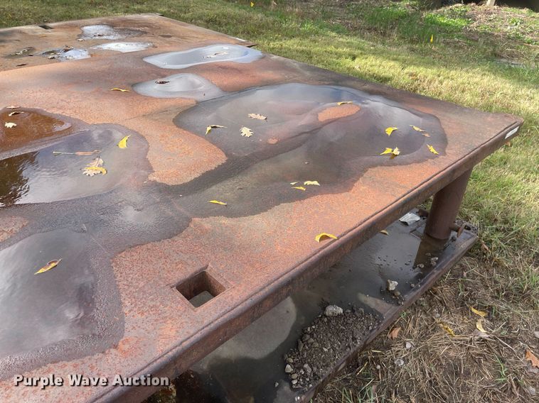 image for item JE9429 (2) trench boxes